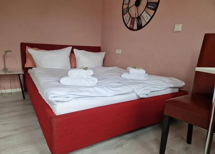 Ricks City Hotel